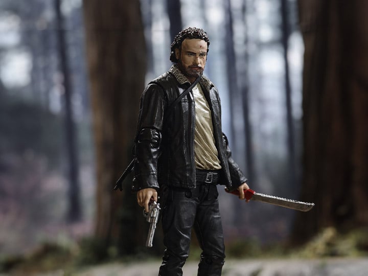 The Walking Dead (TV Series) Rick Grimes (Deputy) Action Figure Gallery Image 1