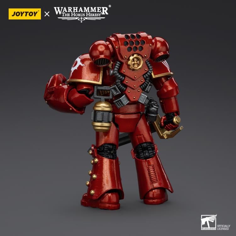 Warhammer: The Horus Heresy Thousand Sons Legion MK IV Tactical Squad Sergeant with Power Fist 1/18 Scale Action Figure Gallery Image 7