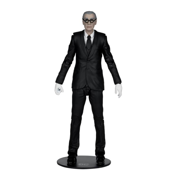 Batman Forever DC Multiverse Gold Label Alfred Pennyworth & Batmobile Set Gallery Image 13