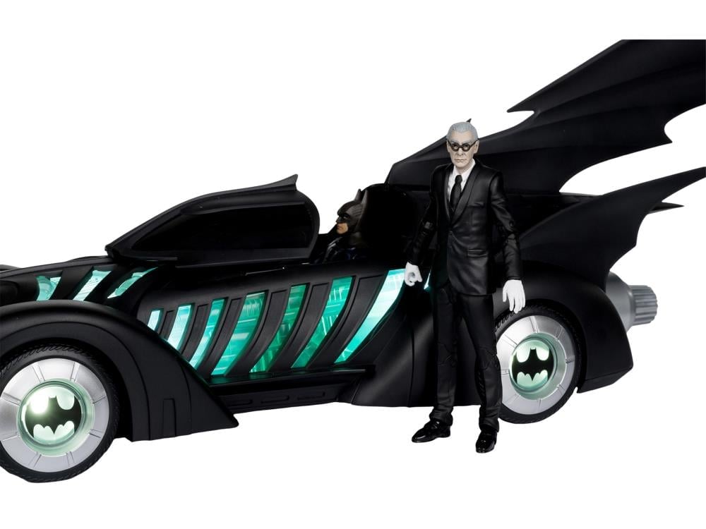 Batman Forever DC Multiverse Gold Label Alfred Pennyworth & Batmobile Set Gallery Image 9