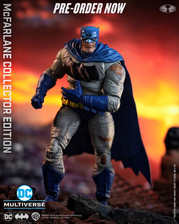 Batman: The Dark Knight Returns DC Multiverse Collector Edition Batman (Battle Damage Blue) Action Figure Gallery Image 3