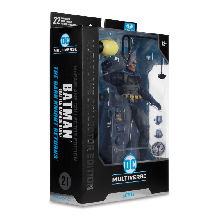 Batman: The Dark Knight Returns DC Multiverse Collector Edition Batman (Battle Damage) Platinum (Chase) Action Figure Gallery Image 11