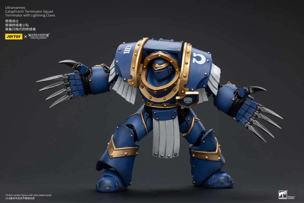 Warhammer: The Horus Heresy Ultramarines Cataphractii Terminator Squad Terminator with Lightning Claws 1/18 Scale Action Figure Gallery Image 8