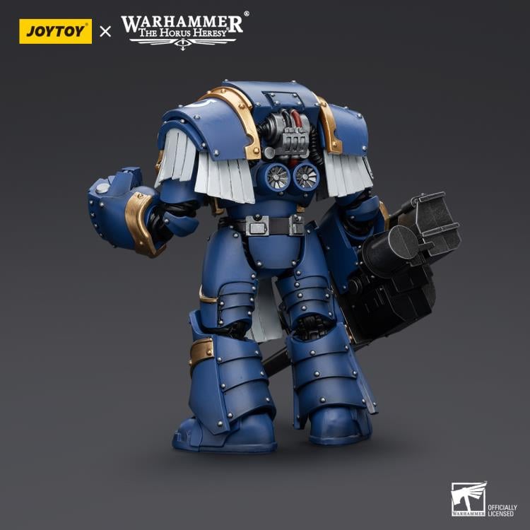 Warhammer: The Horus Heresy Ultramarines Cataphractii Terminator Squad Terminator with Reaper Autocannon 1/18 Scale Action Figure Gallery Image 5