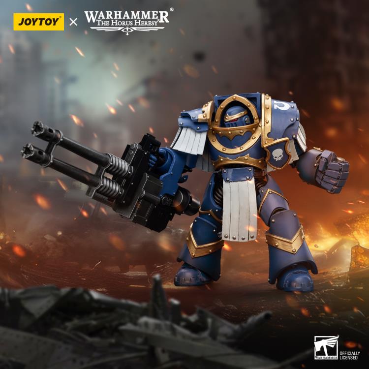 Warhammer: The Horus Heresy Ultramarines Cataphractii Terminator Squad Terminator with Reaper Autocannon 1/18 Scale Action Figure Gallery Image 3