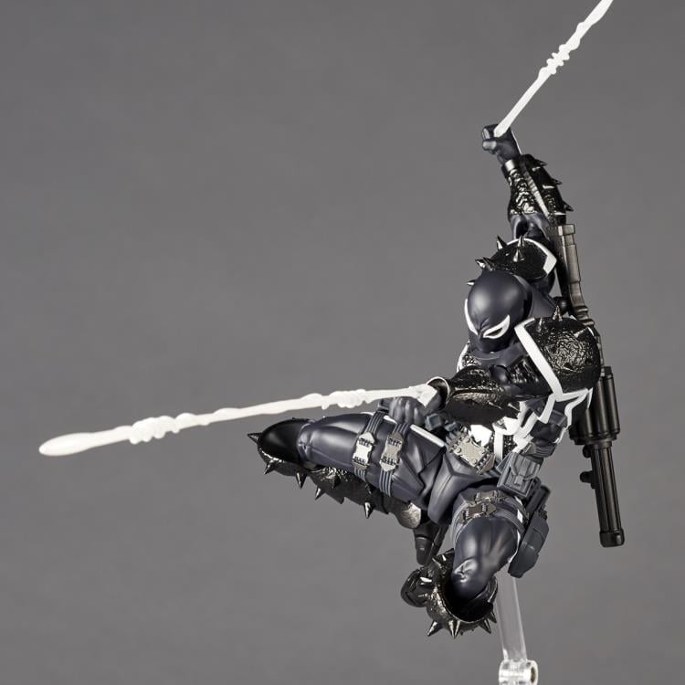 Marvel Amazing Yamaguchi Revoltech NR061 Agent Venom Action Figure (Reissue) Gallery Image 5