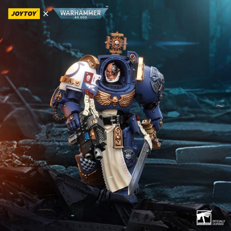 Warhammer 40K Ultramarines Captain in Terminator Armor 1/18 Scale Action Figure Gallery Image 3