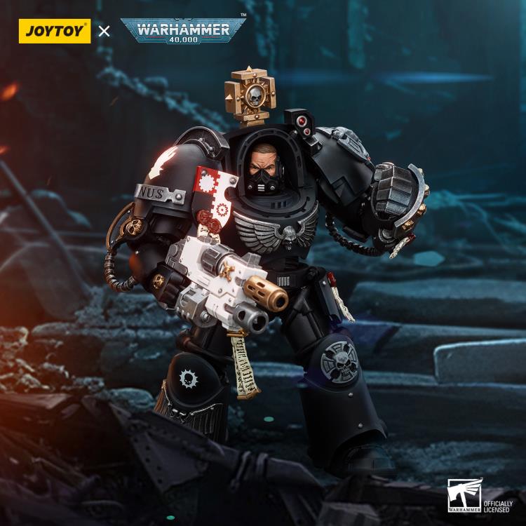 Warhammer 40K Iron Hands Captain in Terminator Armor 1/18 Scale Action Figure Gallery Image 3