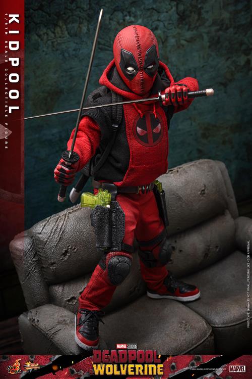 Deadpool & Wolverine MMS763 Kidpool 1/6th Scale Collectible Figure Gallery Image 11