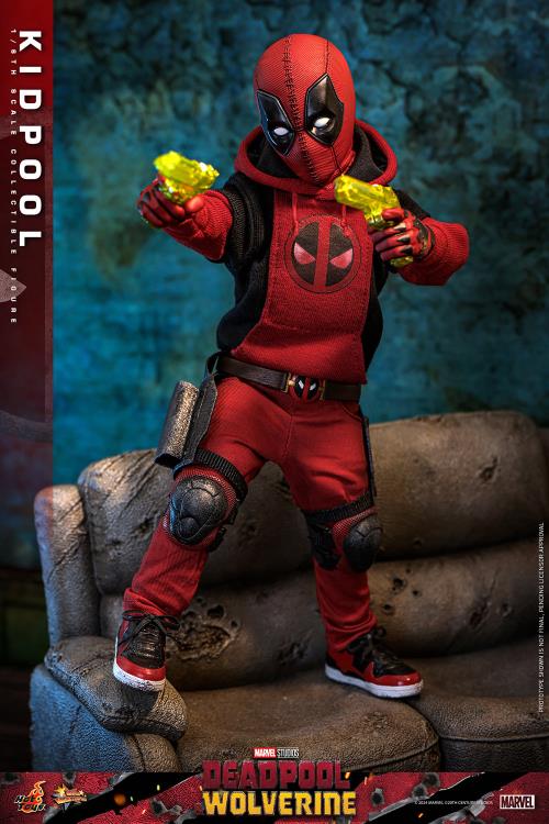 Deadpool & Wolverine MMS763 Kidpool 1/6th Scale Collectible Figure Gallery Image 8