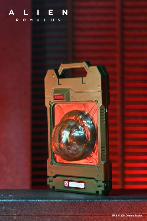Alien: Romulus Ultimate Accessory Set Gallery Image 8