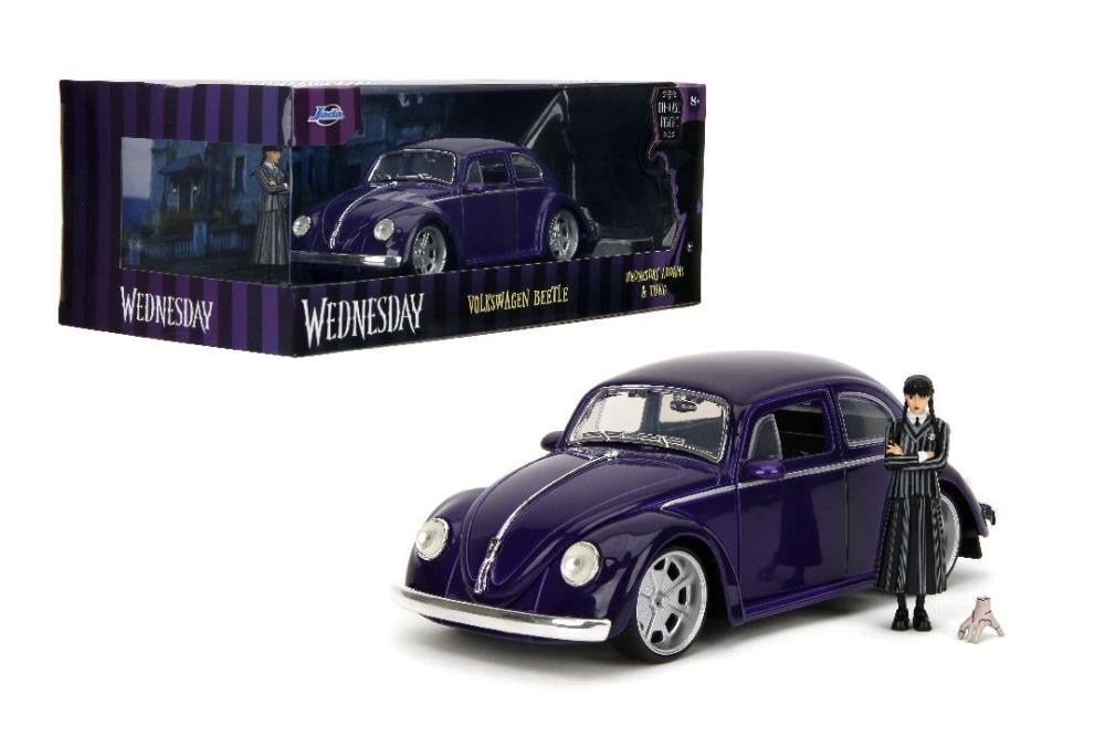 Wednesday Hollywood Rides Wednesday Addams & Thing Figures & Volkswagen Beetle 1/24 Scale Model Gallery Image 25