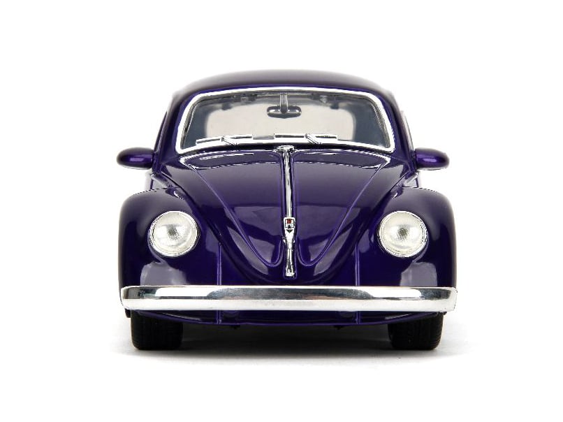 Wednesday Hollywood Rides Wednesday Addams & Thing Figures & Volkswagen Beetle 1/24 Scale Model Gallery Image 10