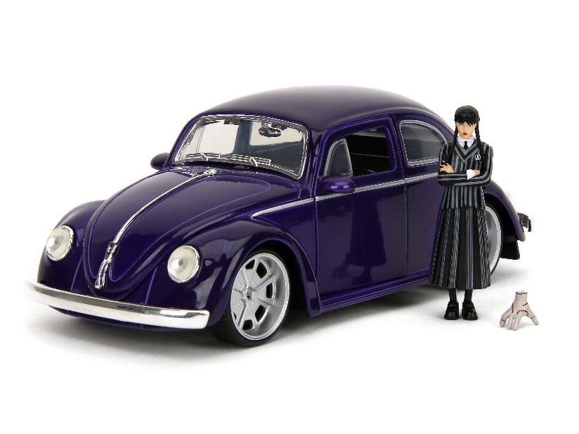 Wednesday Hollywood Rides Wednesday Addams & Thing Figures & Volkswagen Beetle 1/24 Scale Model Gallery Image 3