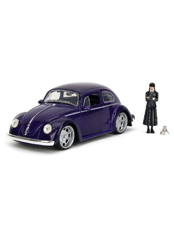 Wednesday Hollywood Rides Wednesday Addams & Thing Figures & Volkswagen Beetle 1/24 Scale Model Gallery Image 2