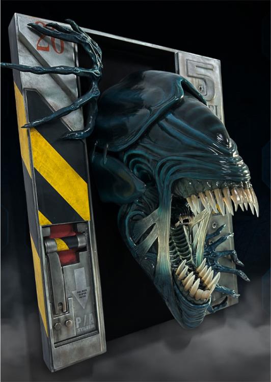 Aliens Alien Queen 1/2 Scale Limited Edition Wall Sculpture Gallery Image 4