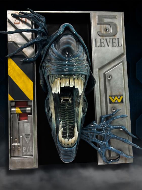 Aliens Alien Queen 1/2 Scale Limited Edition Wall Sculpture Gallery Image 3