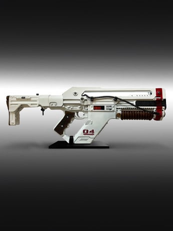 Alien: Romulus F44AA Pulse Rifle (Clean Edition) 1/1 Scale Limited Edition Prop Replica Gallery Image 2