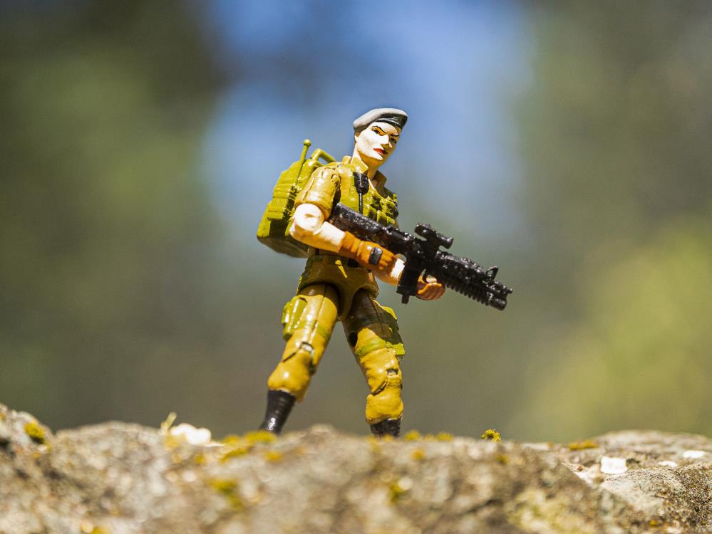 Delta-17: War in the Shadows Kestrel Action Figure Gallery Image 11