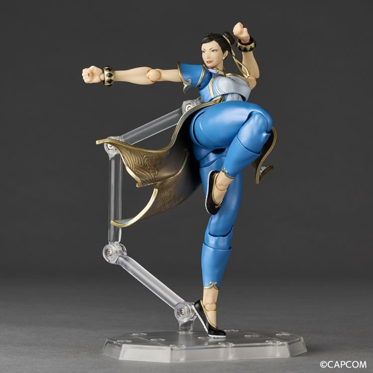 Street Fighter 6 Amazing Yamaguchi Revoltech NR063 Chun-Li Action Figure Gallery Image 5