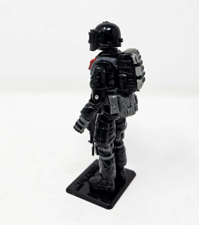 Delta-17: War in the Shadows Retrograd Thunder Battalion Infantry Action Figure Gallery Image 4