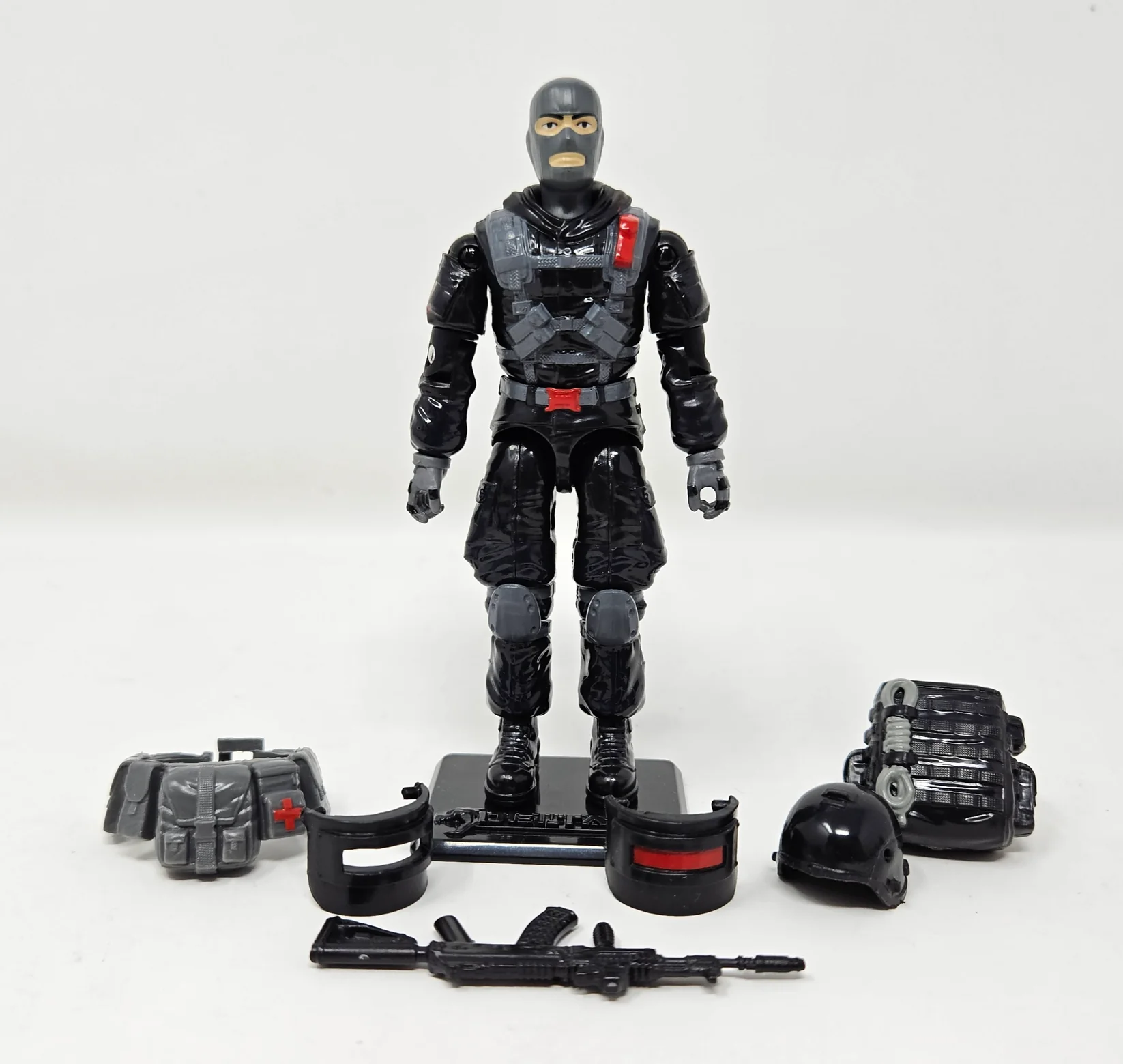 Delta-17: War in the Shadows Retrograd Thunder Battalion Infantry Action Figure Gallery Image 10