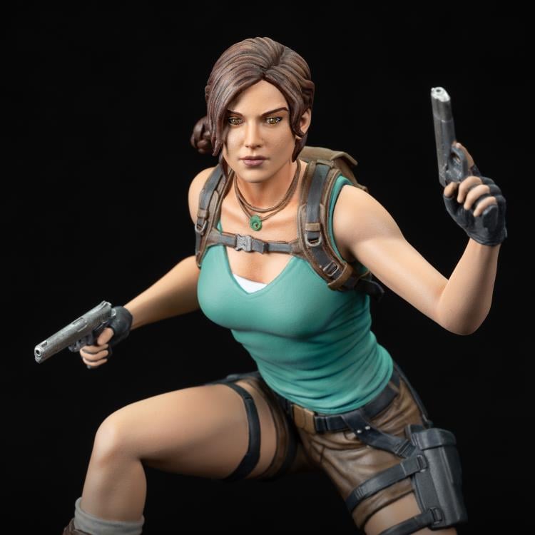 Tomb Raider Lara Croft Statue Gallery Image 17