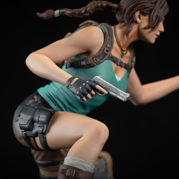 Tomb Raider Lara Croft Statue Gallery Image 18
