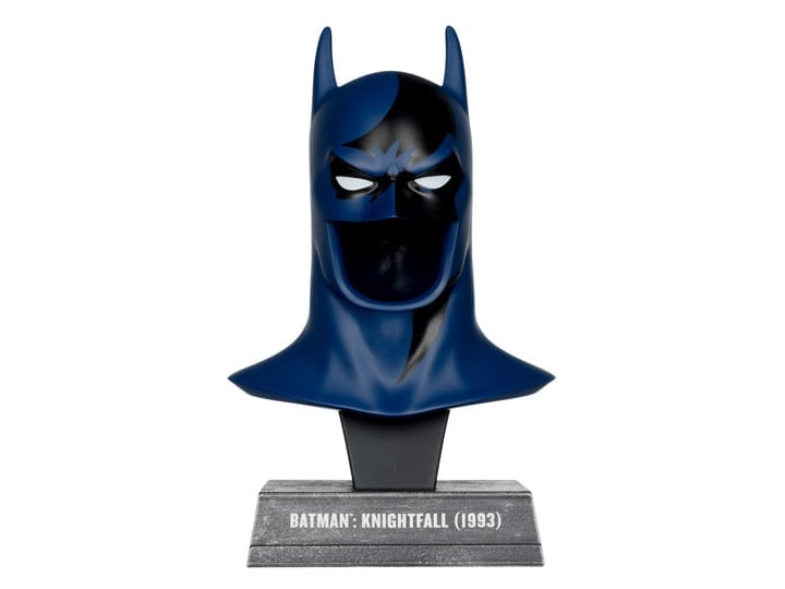 Batman: Knightfall Batman Cowl 1/3 Scale Replica Gallery Image 1