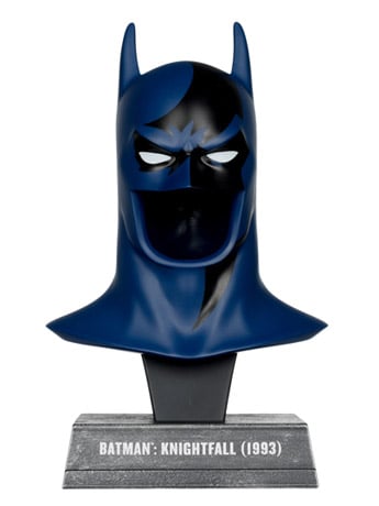 Batman: Knightfall Batman Cowl 1/3 Scale Replica Gallery Image 2