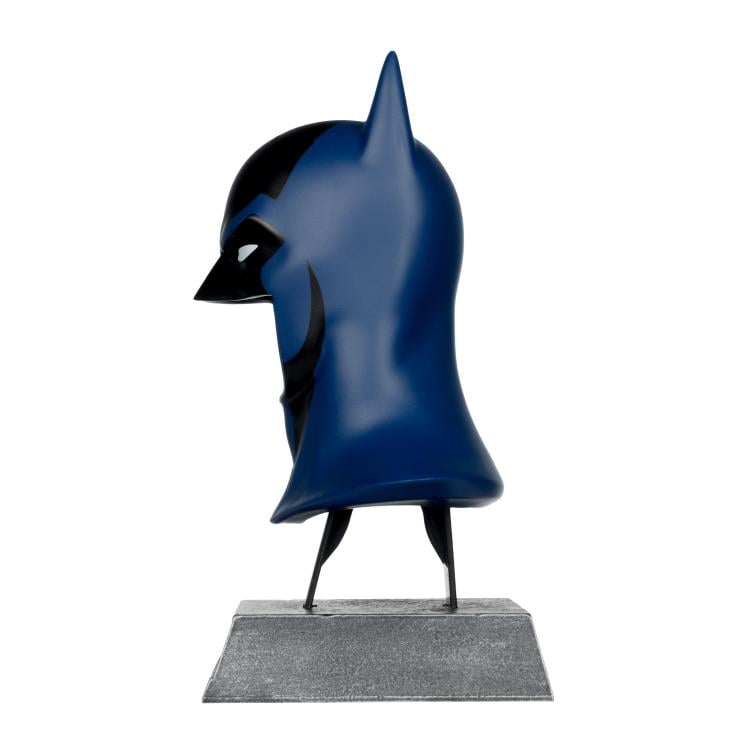 Batman: Knightfall Batman Cowl 1/3 Scale Replica Gallery Image 4