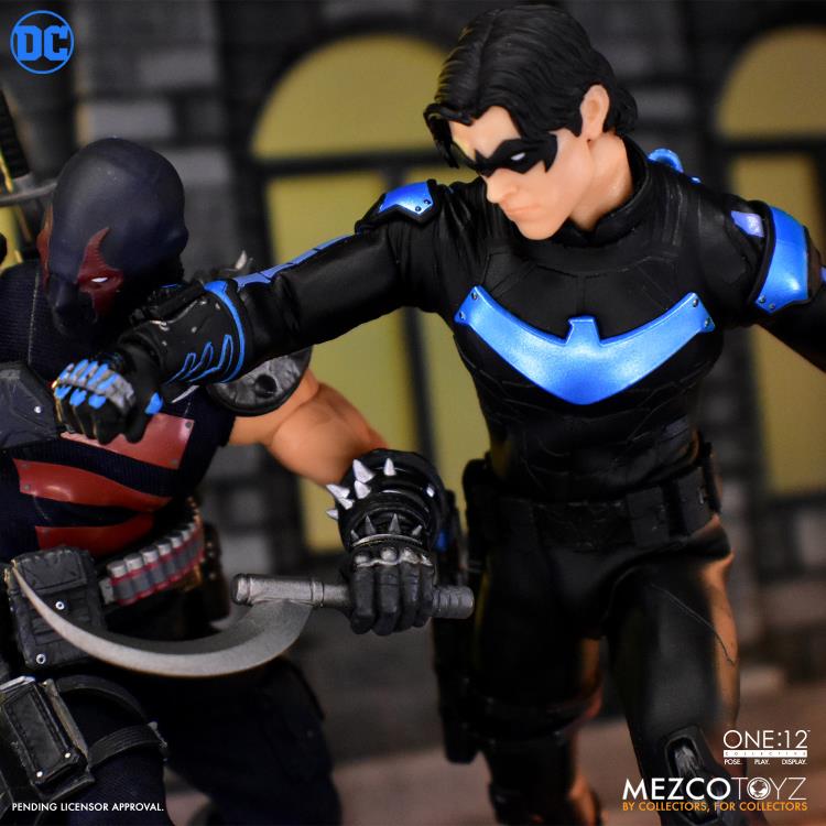 DC Comics One:12 Collective Nightwing Gallery Image 6
