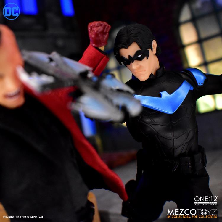 DC Comics One:12 Collective Nightwing Gallery Image 4