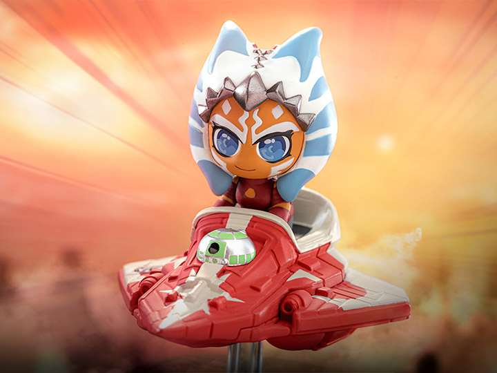 Star Wars Cosbi #034 Ahsoka Tano with Jedi Starfighter Gallery Image 1
