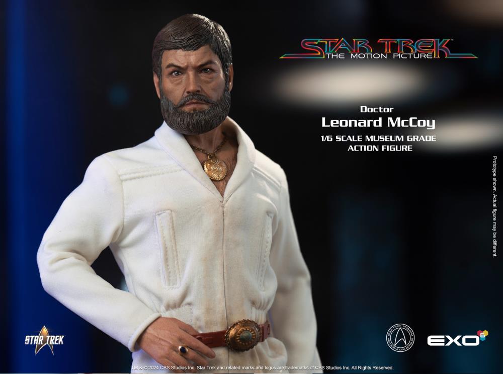 Star Trek: The Motion Picture Dr. McCoy 1/6 Scale Figure Gallery Image 12