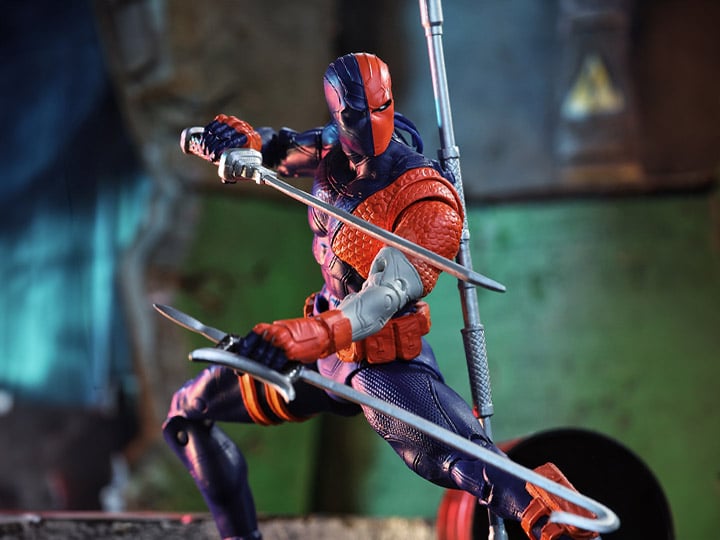 DC Rebirth Page Punchers Deathstroke 7" Action Figure with Comic Gallery Image 1