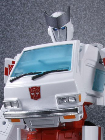Transformers Masterpiece MP-30 Ratchet Gallery Image 2
