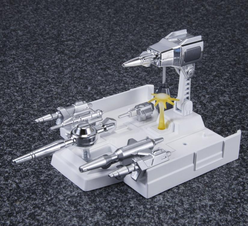 Transformers Masterpiece MP-30 Ratchet Gallery Image 11