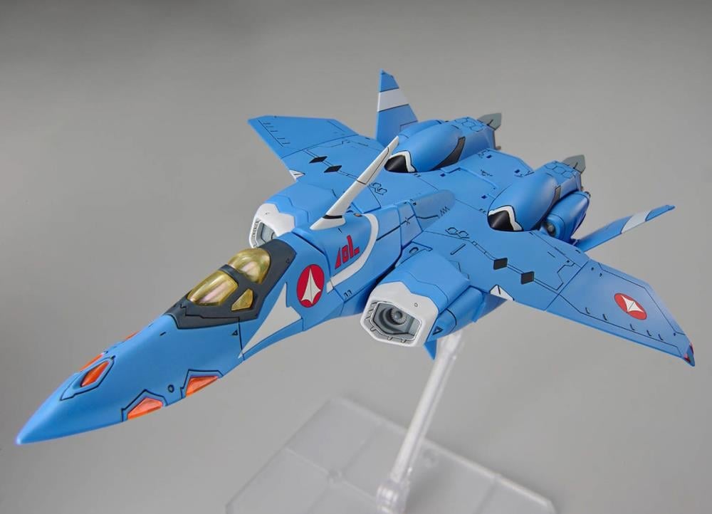 Macross 7 HG Maximilian Jenius' VF-22S Sturmvogel II 1/100 Scale