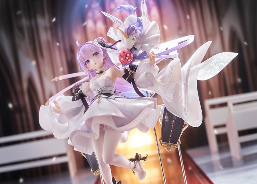 Azur Lane Unicorn (A Dream of Pure Vows) 1/7 Scale Figure Gallery Image 5