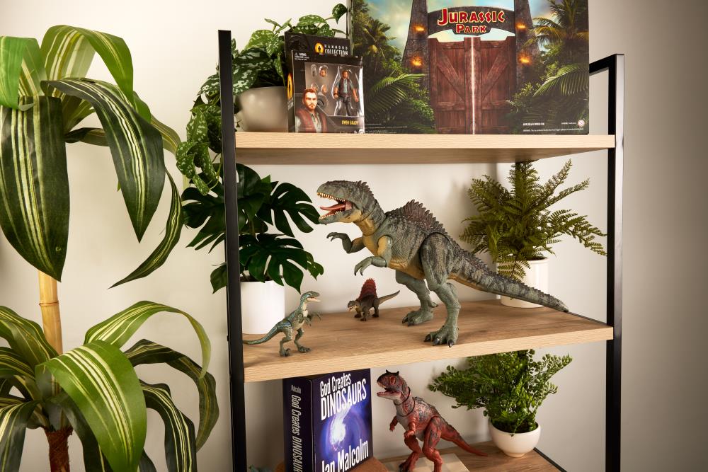 Jurassic World Hammond Collection Giganotosaurus Gallery Image 7