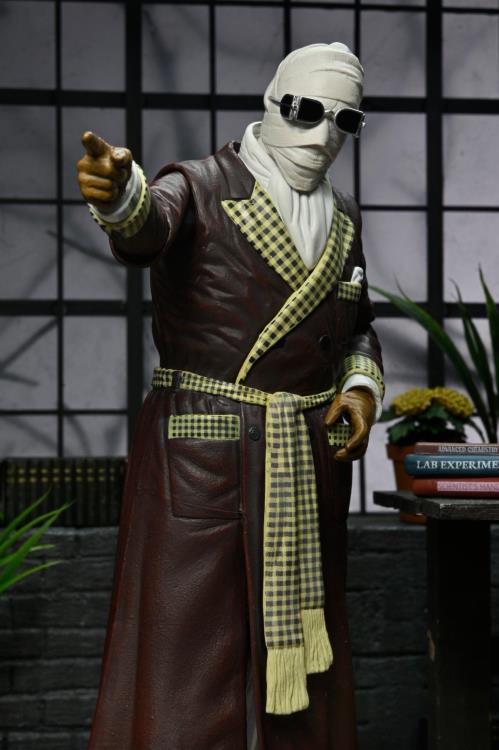 Universal Monsters Ultimate Invisible Man "Kemp House" (Color Ver.) Action Figure Gallery Image 4