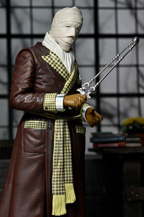 Universal Monsters Ultimate Invisible Man "Kemp House" (Color Ver.) Action Figure Gallery Image 7