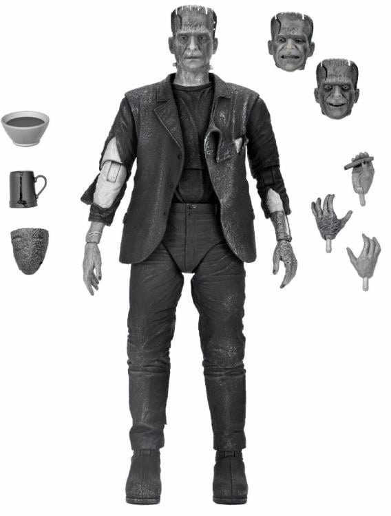 Universal Monsters Ultimate Bride of Frankenstein Frankenstein's Monster (Black & White Ver.) Action Figure Gallery Image 9