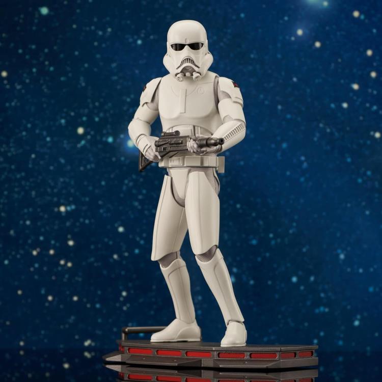 Star Wars Premier Collection Stormtrooper (Concept) 1/7 Scale Limited Edition Exclusive Statue Gallery Image 6