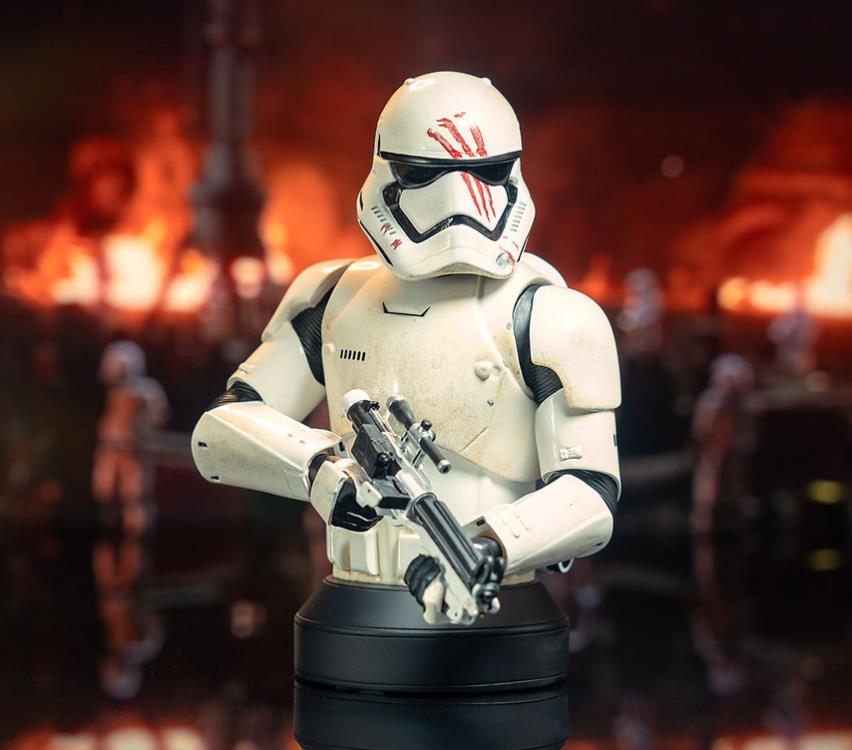 Star Wars: The Force Awakens FN-2187 1/6 Scale Limited Edition Exclusive Bust Gallery Image 3