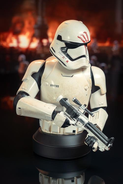 Star Wars: The Force Awakens FN-2187 1/6 Scale Limited Edition Exclusive Bust Gallery Image 10