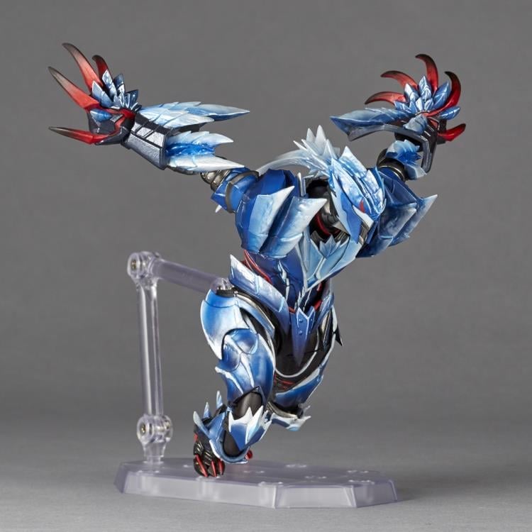 Monster Hunter Rise Amazing Yamaguchi Revoltech NR027 Hunter (Lunagaron Armor Set) Action Figure Gallery Image 9