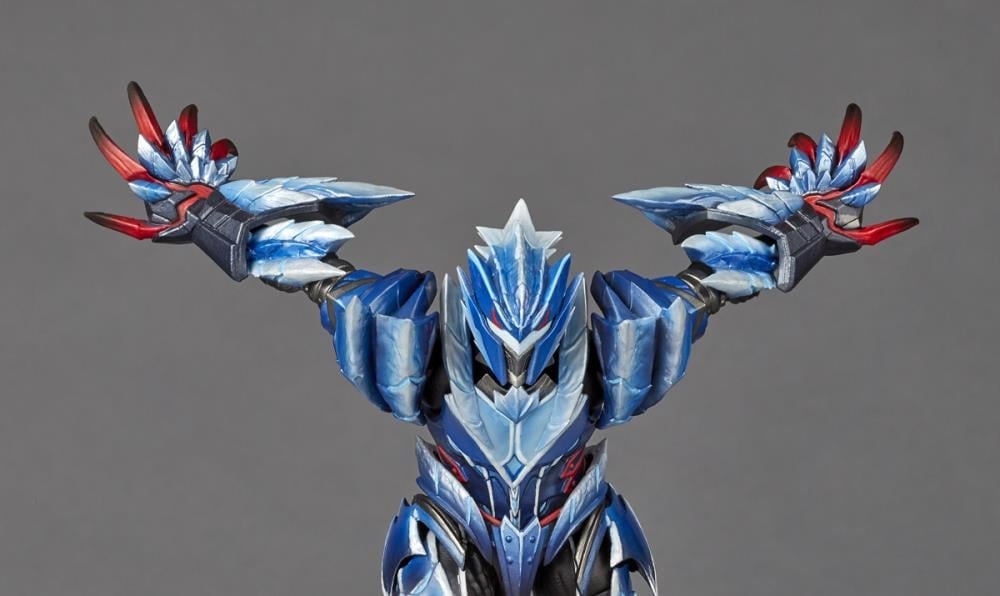 Monster Hunter Rise Amazing Yamaguchi Revoltech NR027 Hunter (Lunagaron Armor Set) Action Figure Gallery Image 8