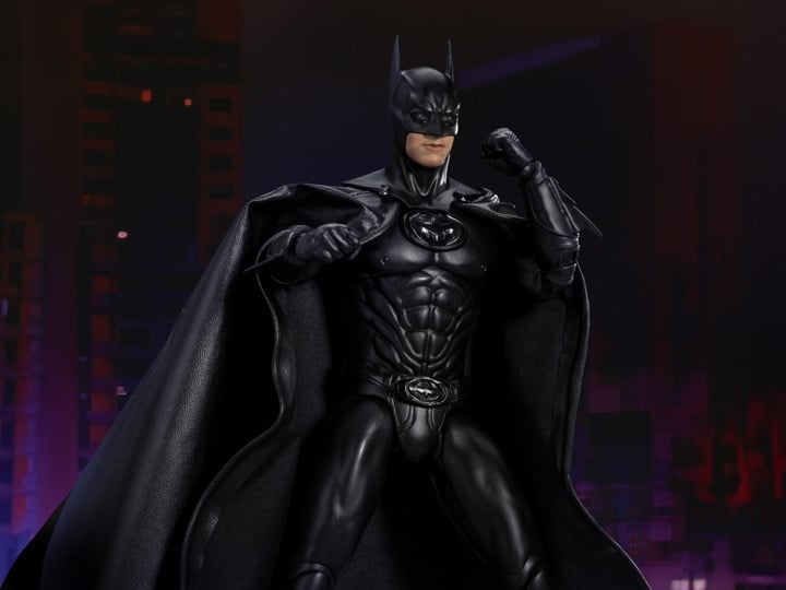 Batman and Robin Dynamic 8ction Heroes DAH-116 Batman Action Figure Gallery Image 1